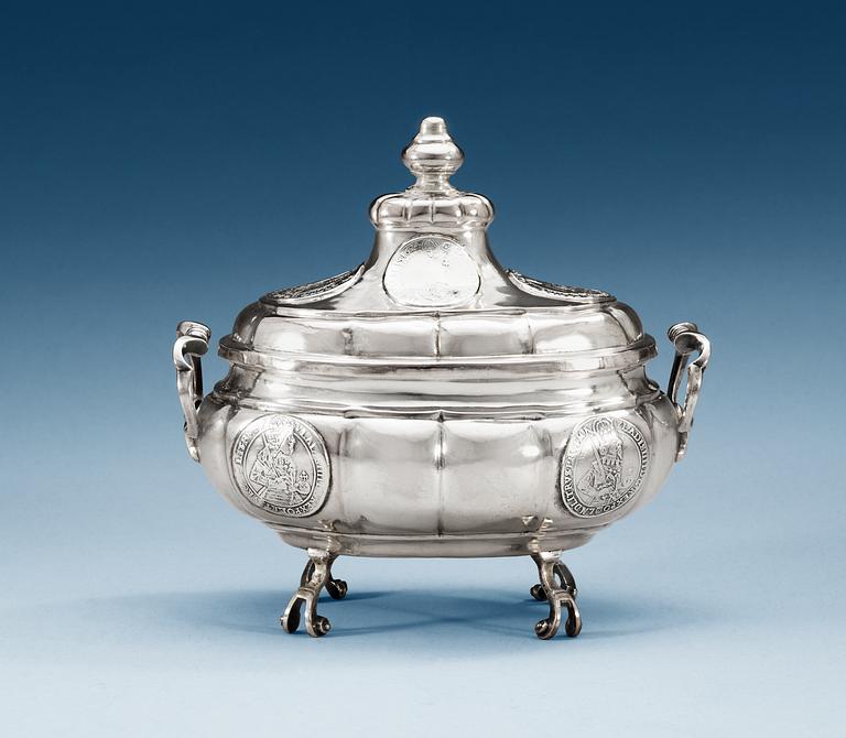 A Baltic 18th century parcel-gilt tureen, unmarked.