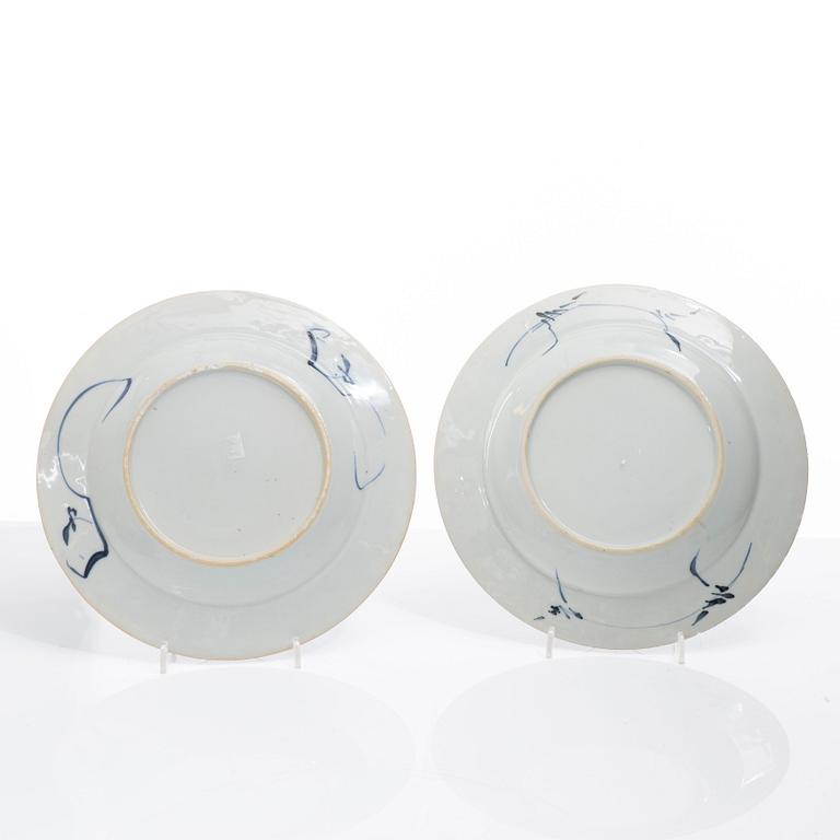 Tallrikar, 10 stycken, porslin. Qingdynastin, 1700--tal.