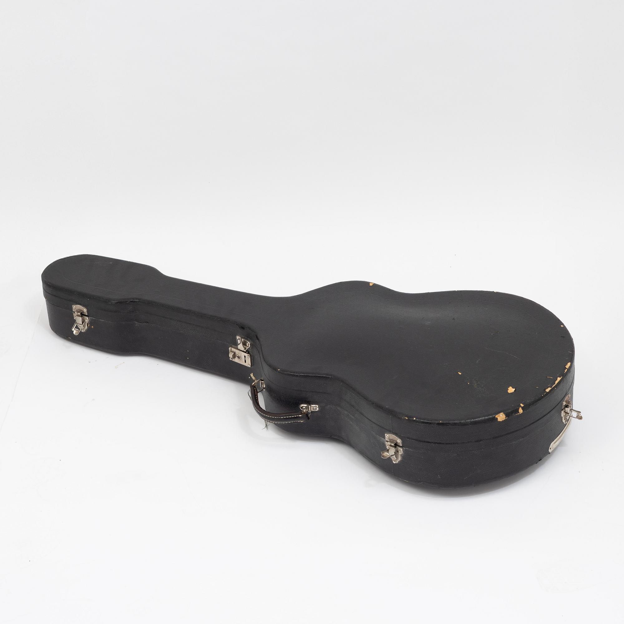 Levin, akustisk gitarr, "modell 320", Sverige 1957.