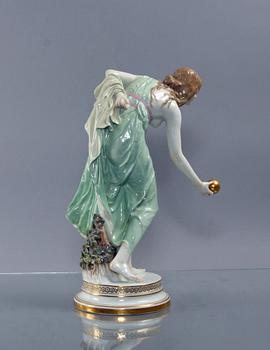 FIGURIN, porslin, Meissen.