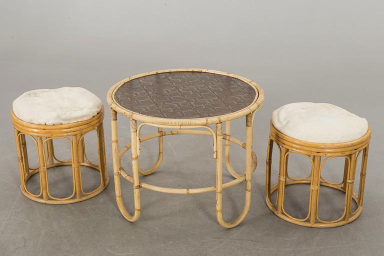 A mid 20th century ratten and bamboo set of furniture, 5 pieces.