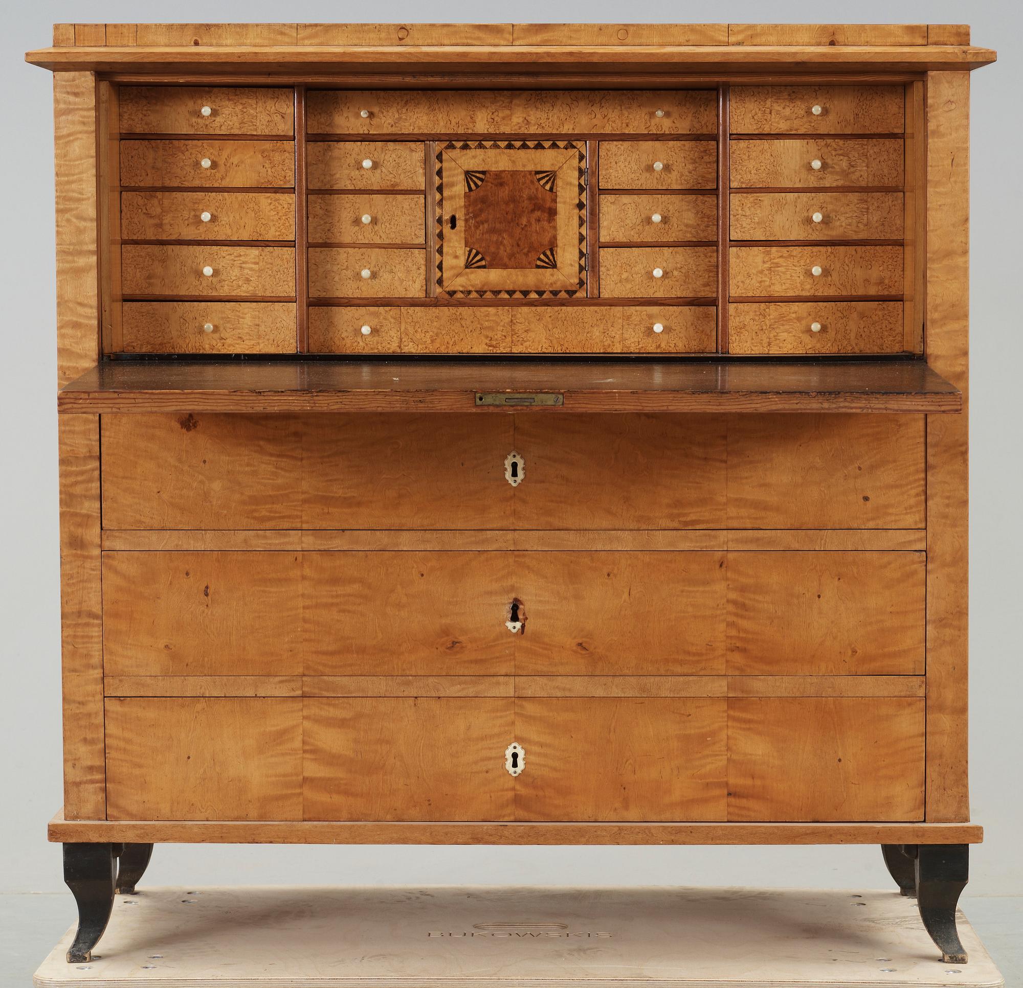 CHIFFONJÉ, Karl Johan, 1800-talets mitt.