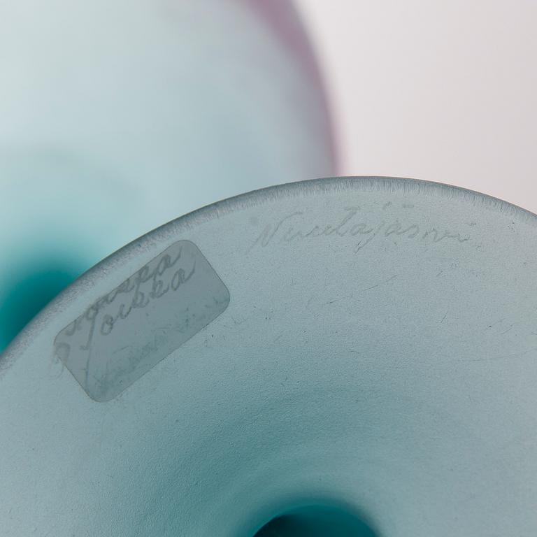 OIVA TOIKKA, GOBLET. Pro Arte Paletti Signed O. Toikka Nuutajärvi. Late 1980s.