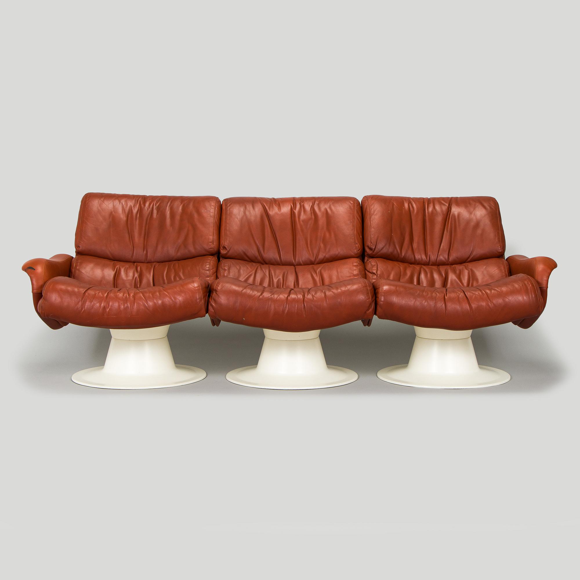 Yrjö Kukkapuro, Sofa, “Saturnus”, for Haimi, 1980.