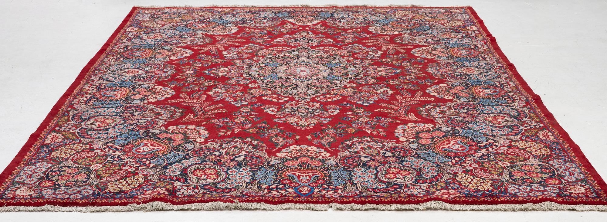 Carpet, Khorasan, approx. 390 x 290 cm.