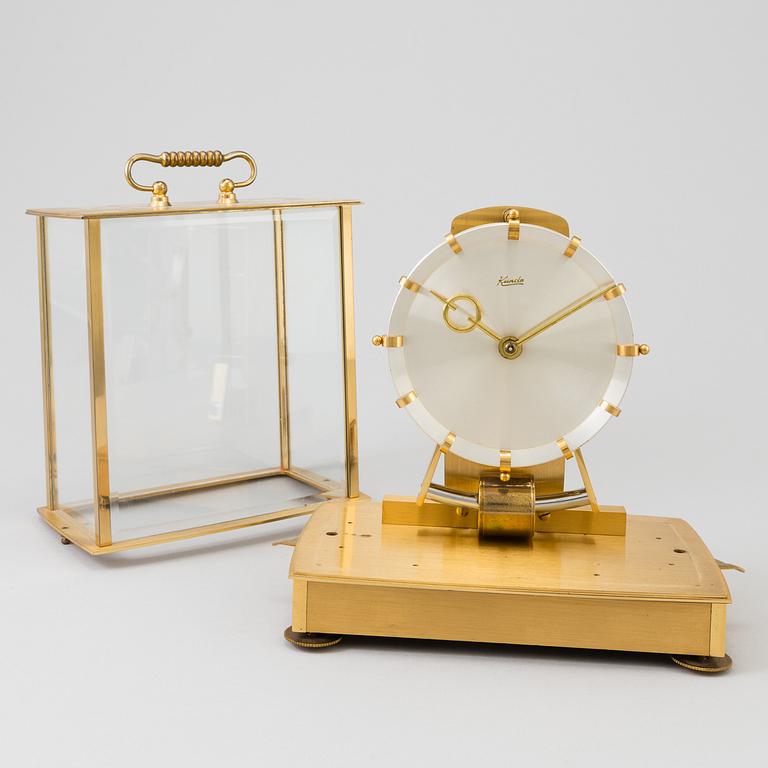 A table clocks, brass, Kundo, 20th century.