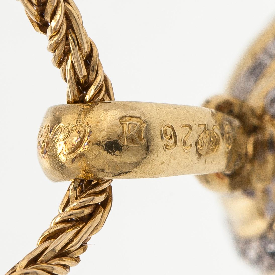 Cartier, a "Pendentif Oeuf"  diamond pendant and chain, 18K gold.