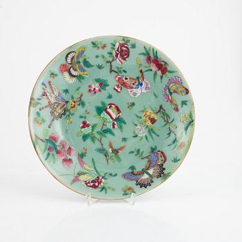 13 pieces of Canton and export porcelain, China, 18th-19th century.