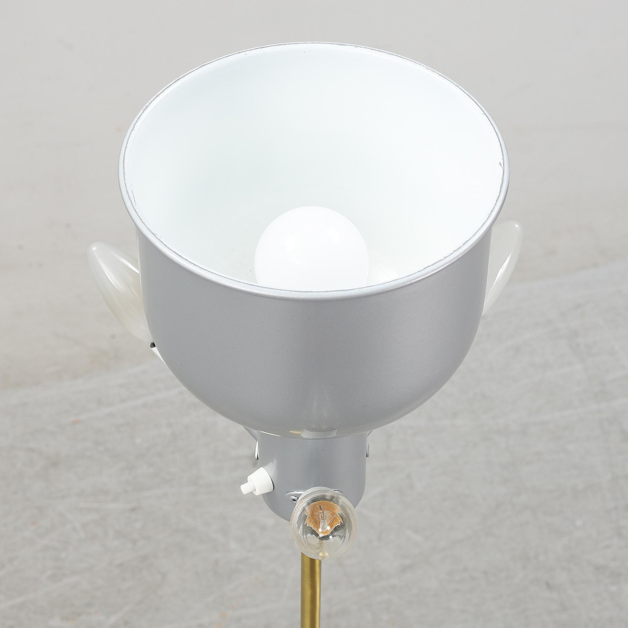 Josef Frank, golvlampa modell 2148, Firma Svenskt Tenn.