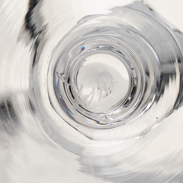 Elis Bergh, a "Karlberg" 48 piece glass service, Kosta Boda, 20th century.