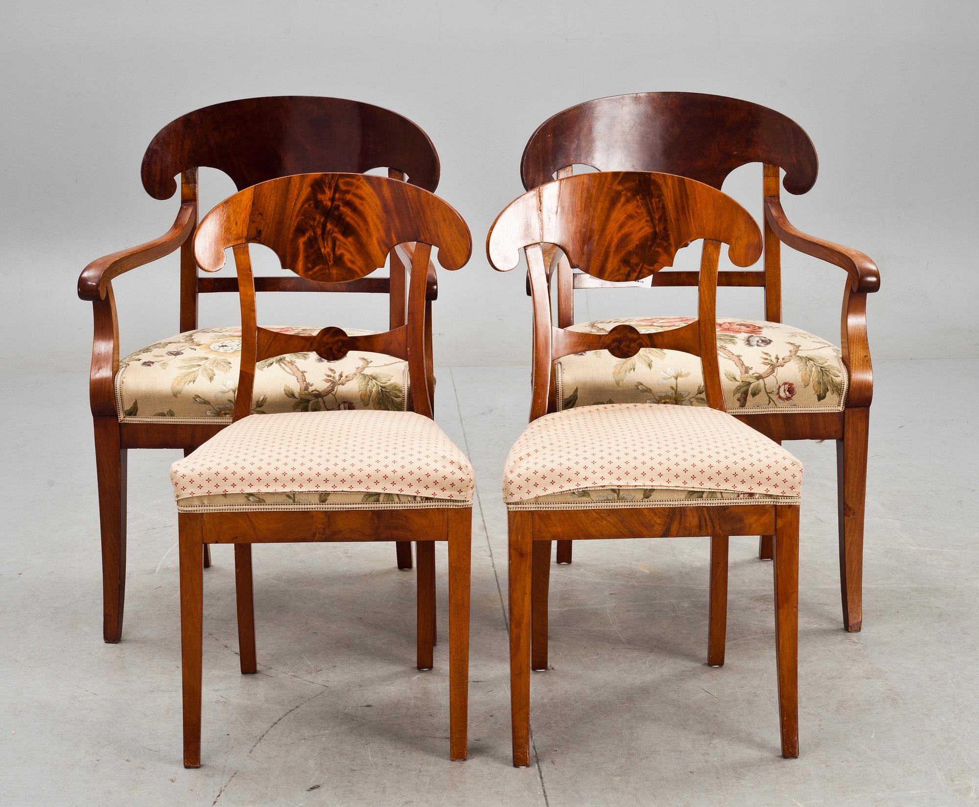 STOLAR 2+2, Karl-Johanstil, omkring 1900.