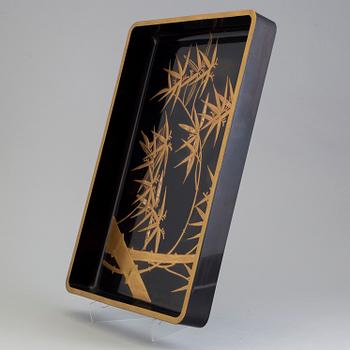a japanese kimono tray, Meiji (1868-1912).