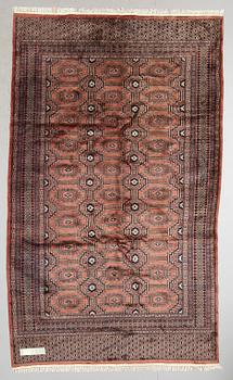 MATTA, Bochara. Ca 258 x 156 cm.