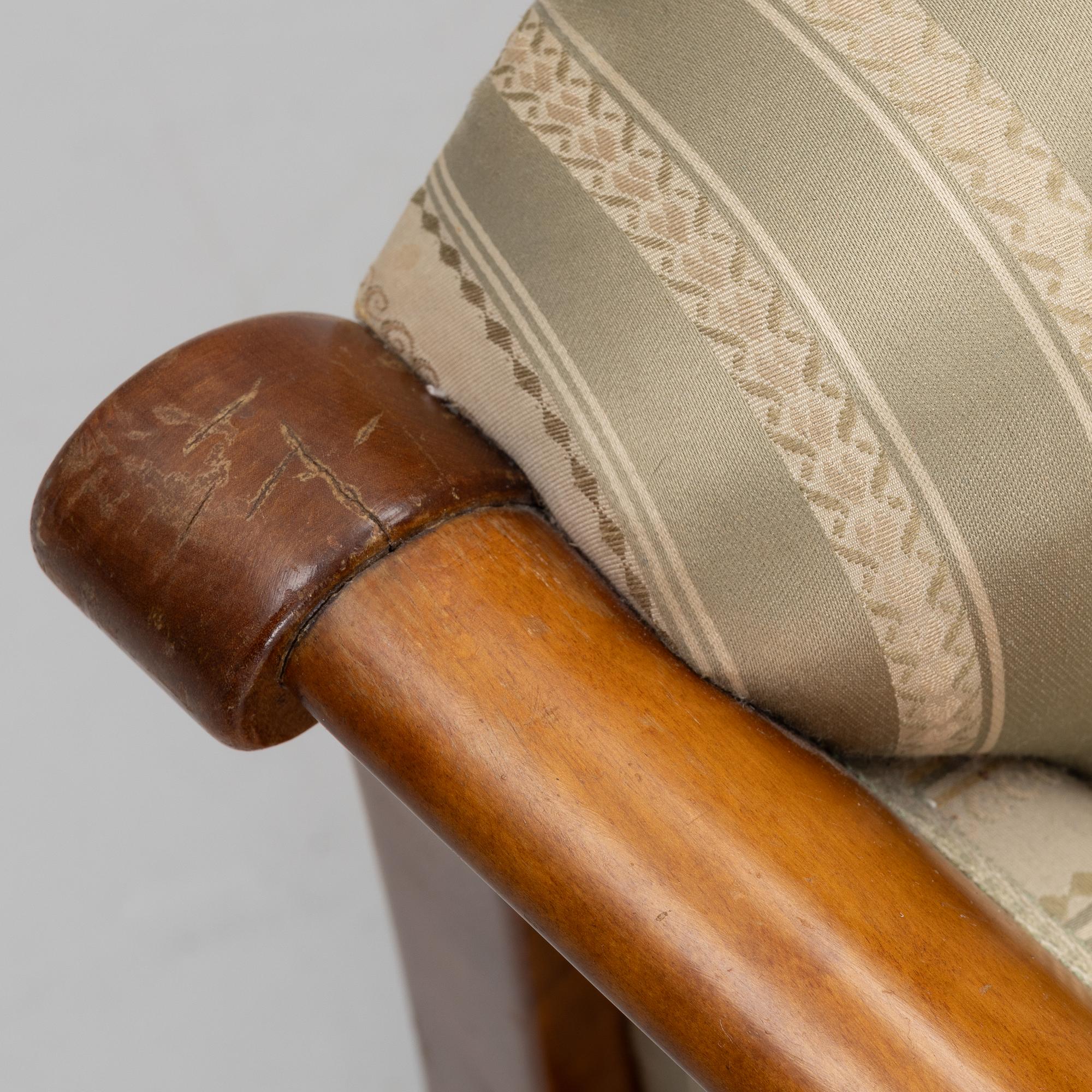 Carl Malmsten, a Swedish Grace sofa, Svenska Möbelfabrikerna, Bodafors, 1920s.