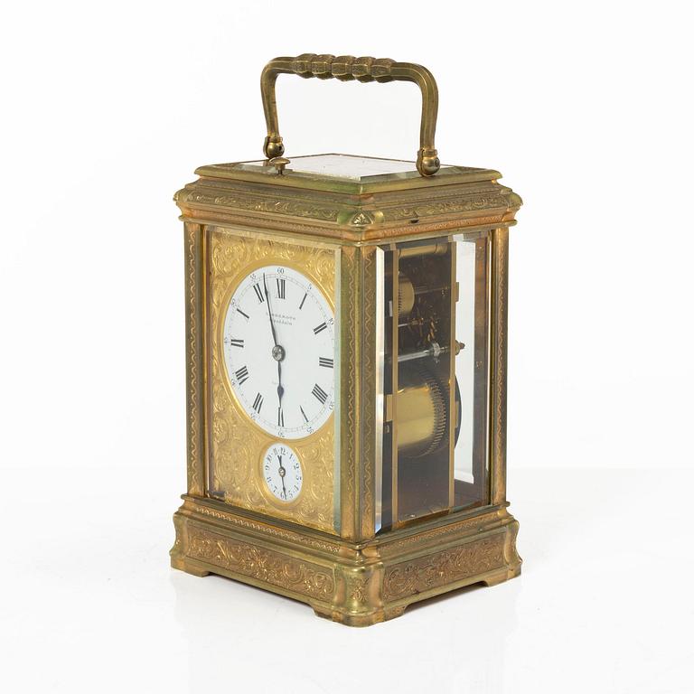 A gilt bronze carriage clock of French manufacture, the dial mark Linderoth, Stockholm, late 19th century/circa 1900.