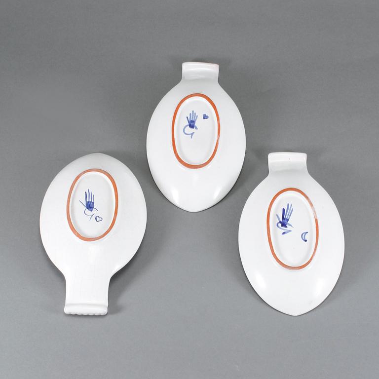 FISKFAT, 3 st, fajans, Gustavsberg, möjligen Stig Lindberg, 1900-talets andra hälft.