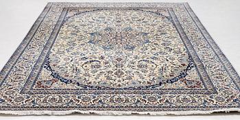 Carpet, Nain, 263 x 370 cm.