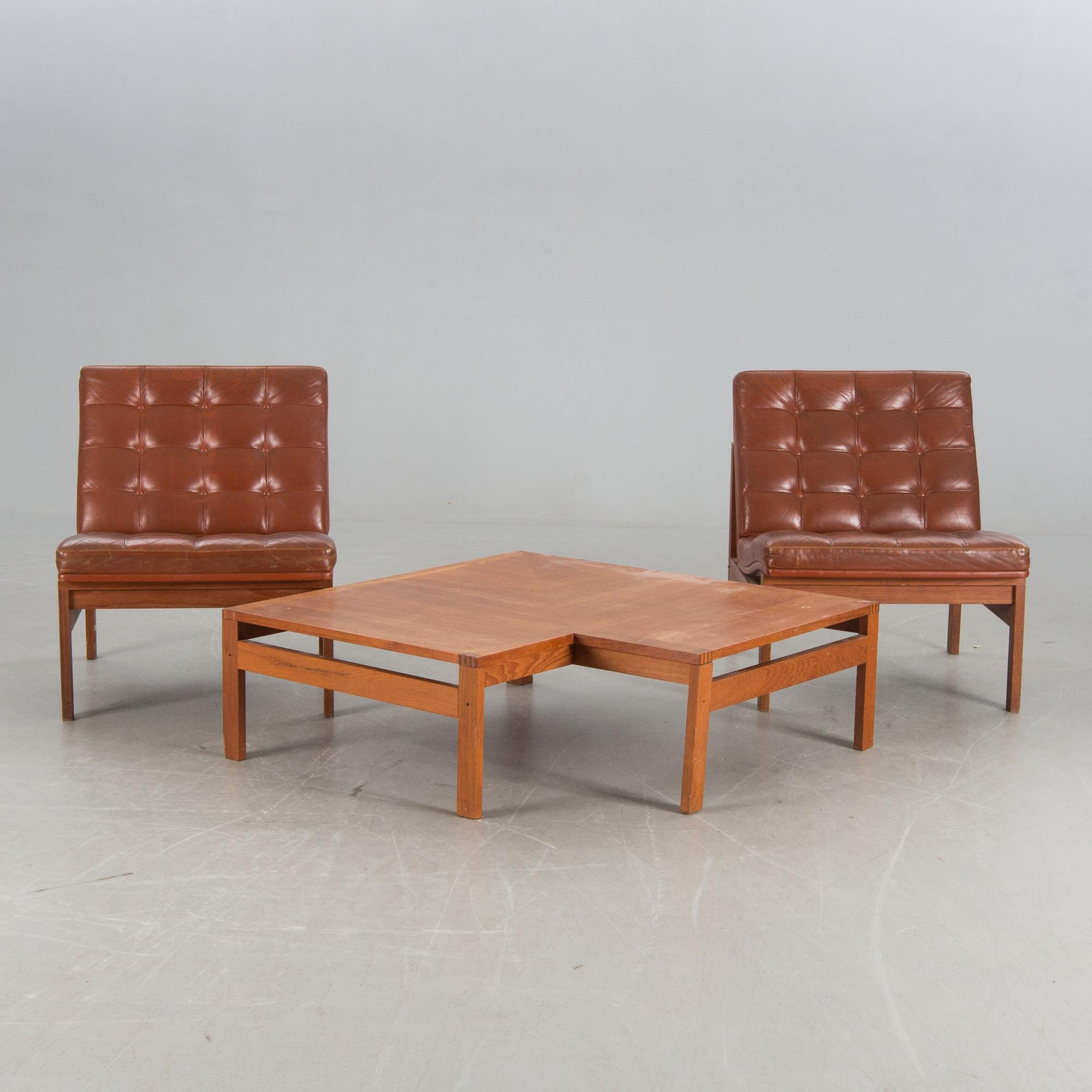 FÅTÖLJER, ett par och BORD, Ole Gjerlöv-Knudsen och Torbjörn Lind, France & Son, Danmark, 1900-talets andra hälft.