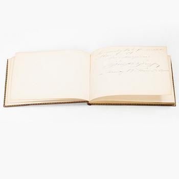 Album with among other things 16 pieces of watercolours and drawings by Swedish artists.