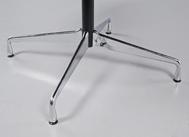 BORD, Charles & Ray Eames, Vitra, 1900-talets andra hälft.