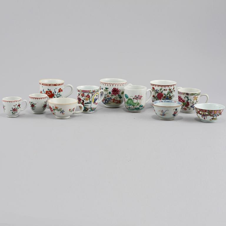 KOPPAR, 11 st, porslin, Kina, 1700/1800-tal.