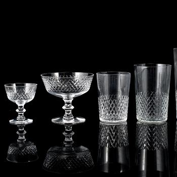 VICKE LINDSTRAND, glasservis, 81 delar, "Diamant", Kosta, 1900-talets mitt.