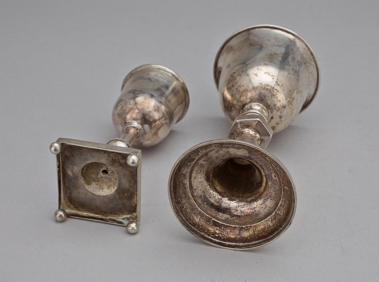 KALKAR, 2 st silver, bl.a. Simon Groth Köpenhamn 1871. Tot vikt ca 257 gram.