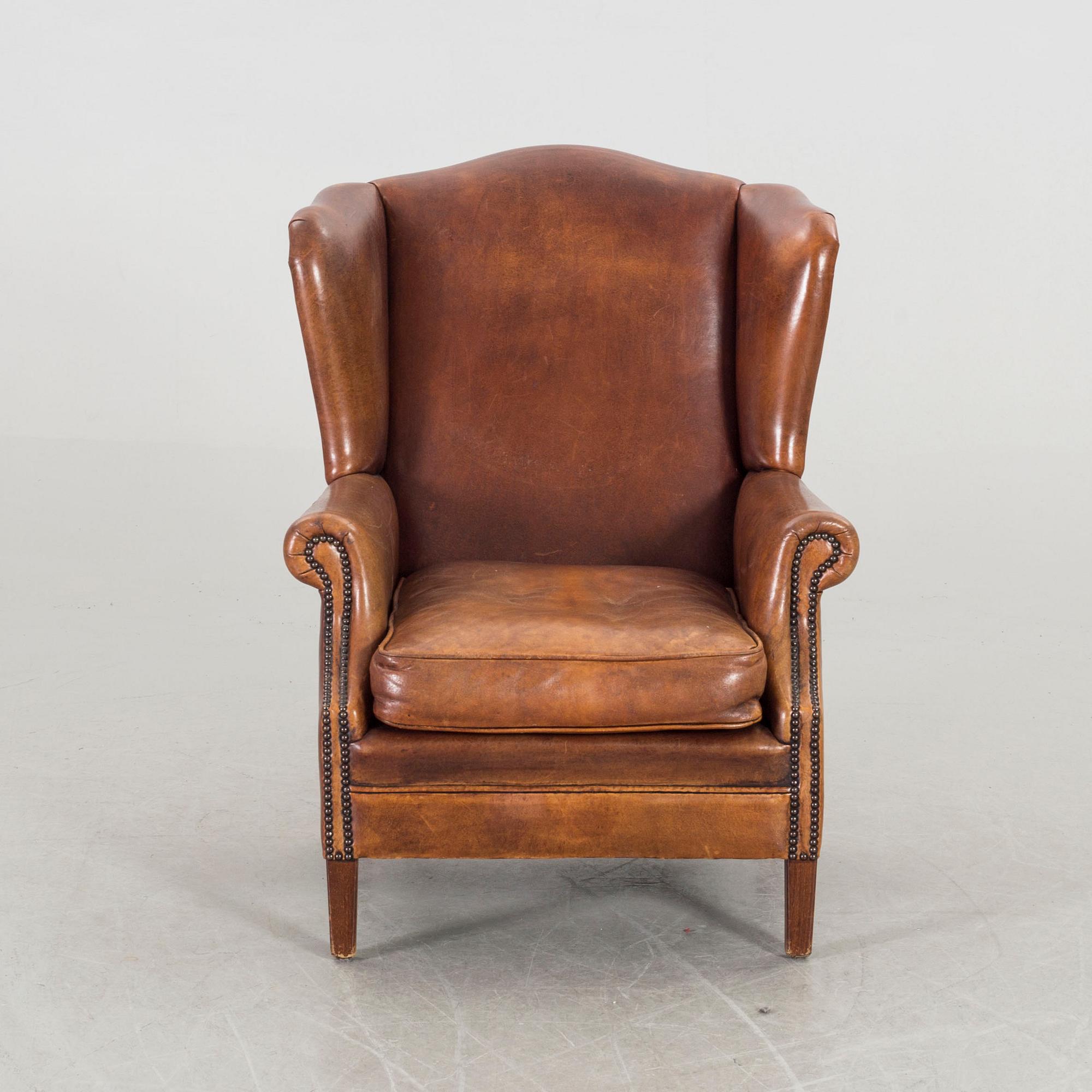 ÖRONLAPPSFÅTÖLJ, 1900-talets slut.