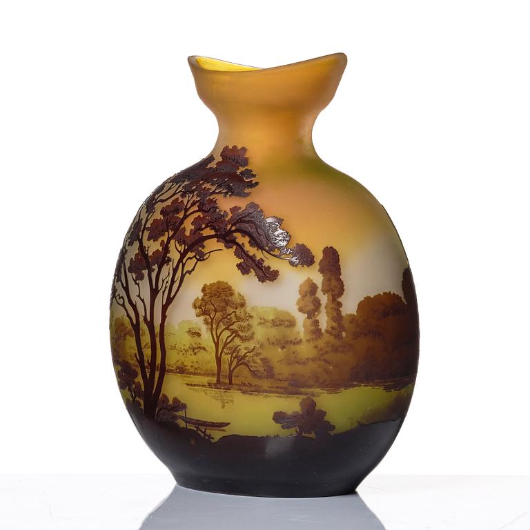 Emile Gallé, a large Art Nouveau cameo glass vase, Nancy, France, post 1904.