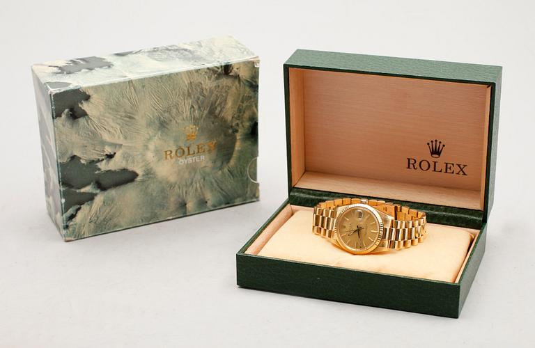 ARMBANDSUR, 18 k guld, Rolex Oyster Perpetual Date, chronometer, ca år 1987.