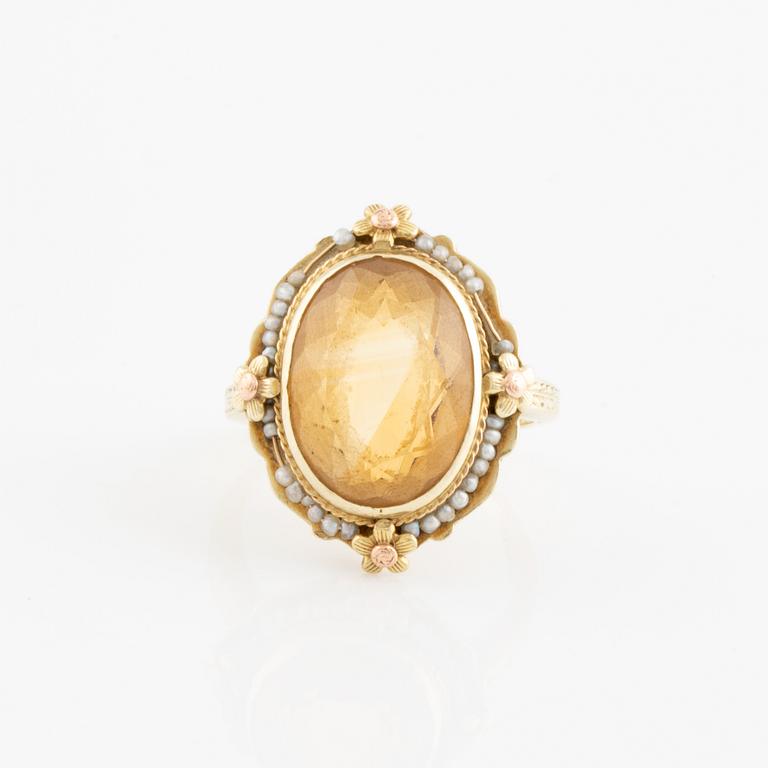 14K gold, citrine and seed pearl ring.