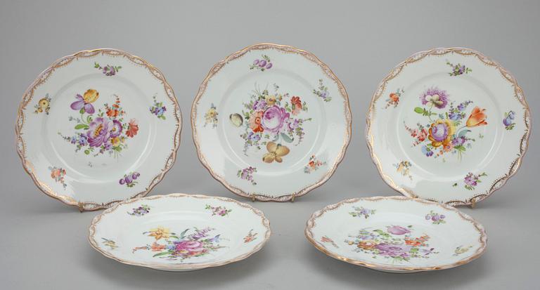 TALLRIKAR, 5 st, porslin, stämplad i godset Meissen, 1900-tal.