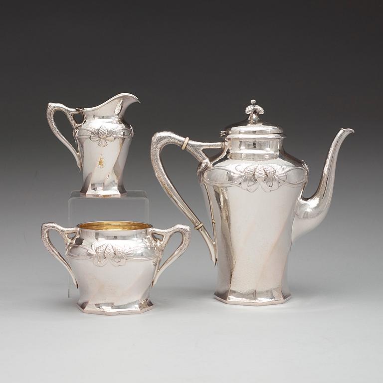 C.G. HALLBERG, kaffeservis, tre delar, Stockholm 1916, jugend.