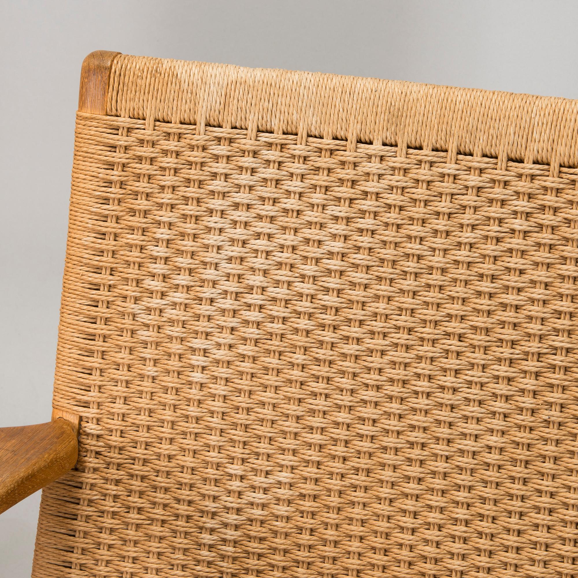 Hans J. Wegner, Armchairs, a pair, "CH25", Carl Hansen & Son, Denmark, 1960s.