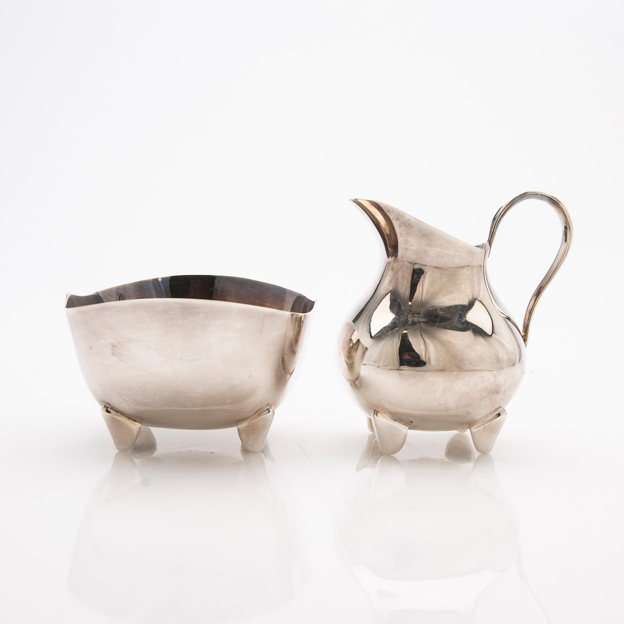 Sugar bowl, cream jug and tray, sterling silver, second half of the 20th century.