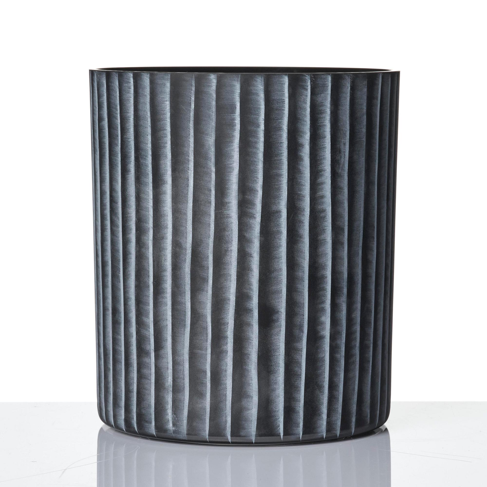 Ingegerd Råman, "Caracalla", a glass vase, Orrefors 2004, limited edition 14-200.
