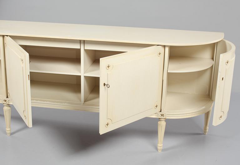 SIDEBOARD, gustaviansk stil, 1900-talets mitt.