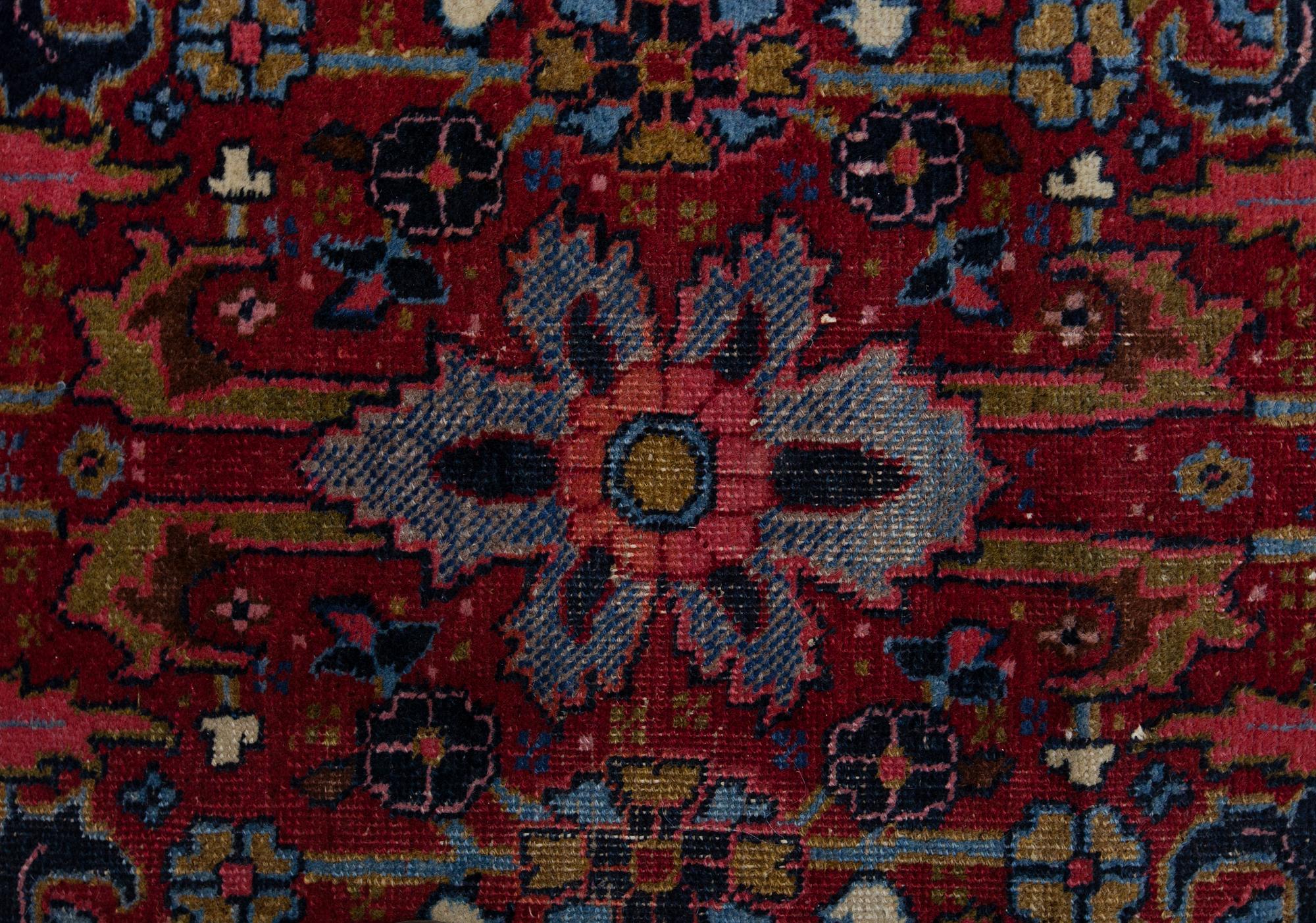 MATTA, Persisk. Ca 336x236 cm.
