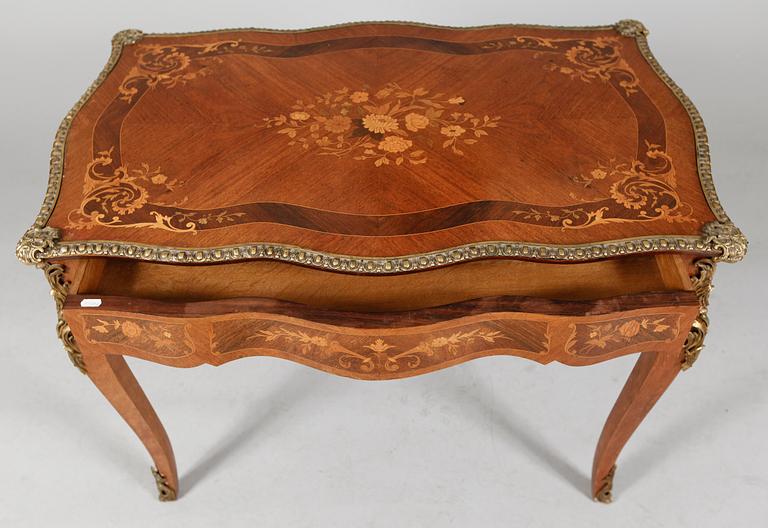 SALONGSBORD, Frankrike, Louis XVI-stil, 1800-tal.