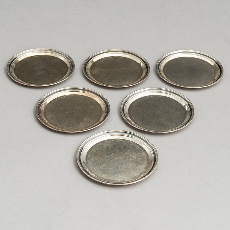 HOLGER RASMUSSEN, ATERIMIA ja LASINALUSIA, 56 osaa, hopeaa 916/925, "Margit", Hopeatehdas oy, Helsinki 1960-luku.