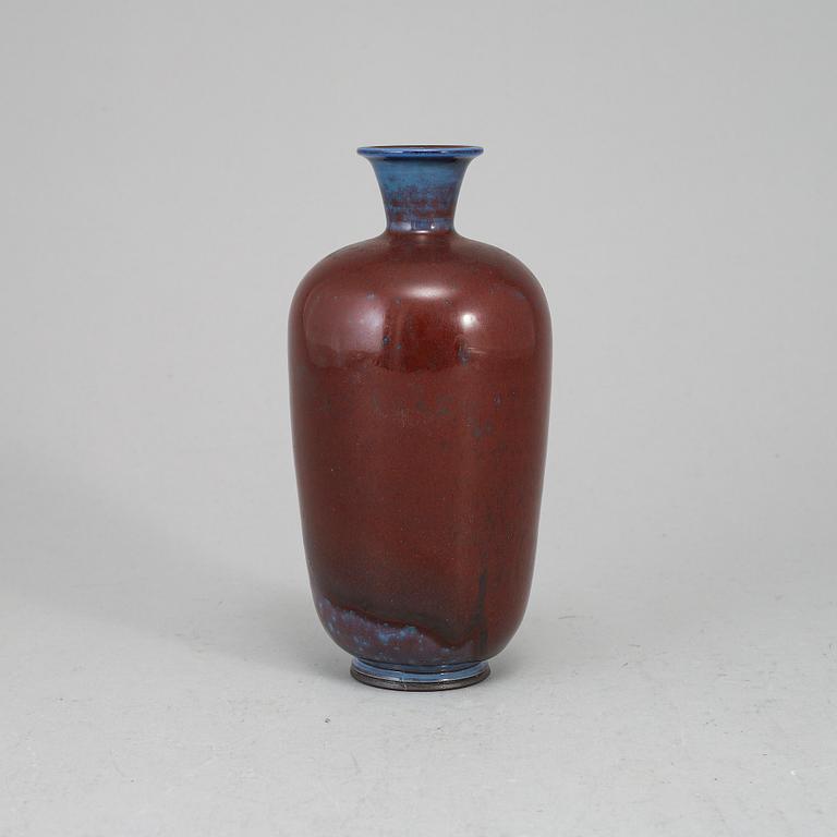 BERNDT FRIBERG, a stoneware vase, Gustavsberg studio, Sweden.