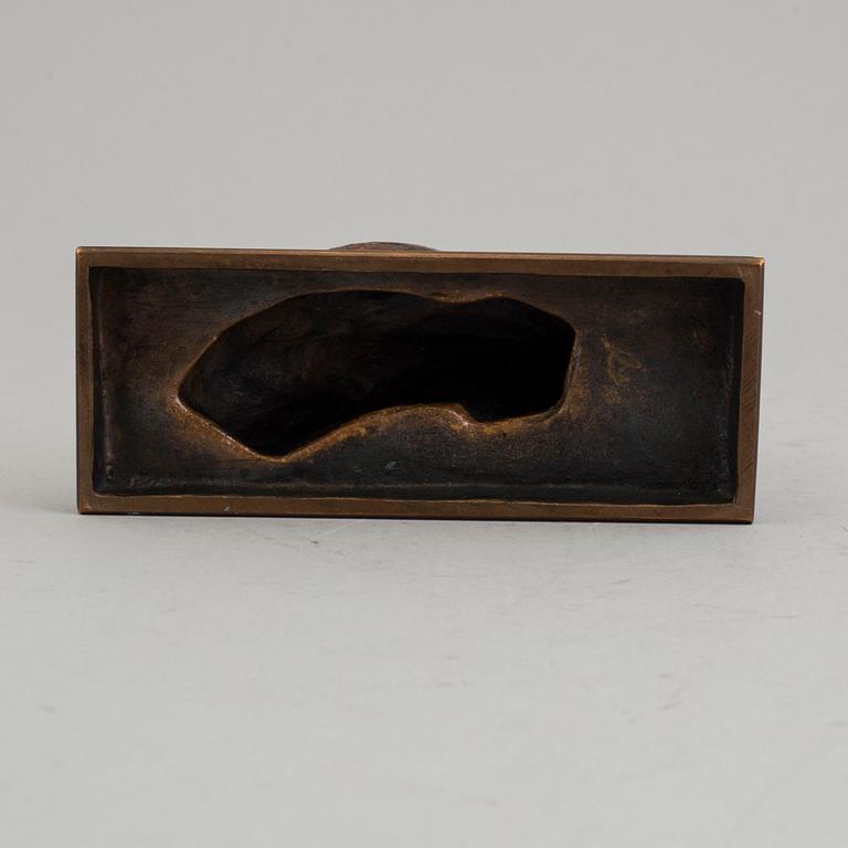 A circa 1900 bronze sculpture after Antoine-Louis Bayre.