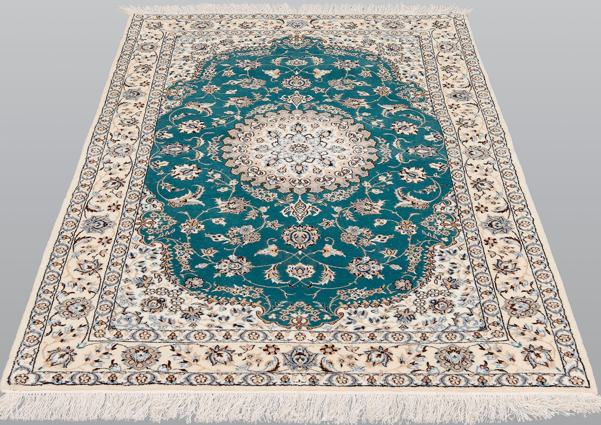 A Nain rug, part silk, so-called 6LAA, approx. 164 x 110 cm.