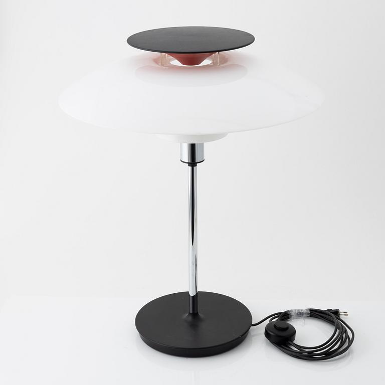 Poul Henningsen, bordslampa, "PH 80", Louis Poulsen, Danmark.