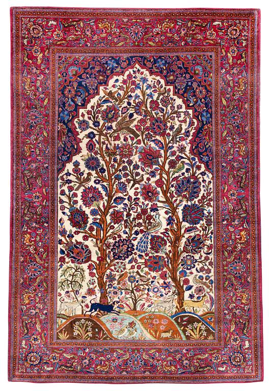 SEMI-ANTIQUE SILK KASHAN. 196,5 x 134,5 cm.