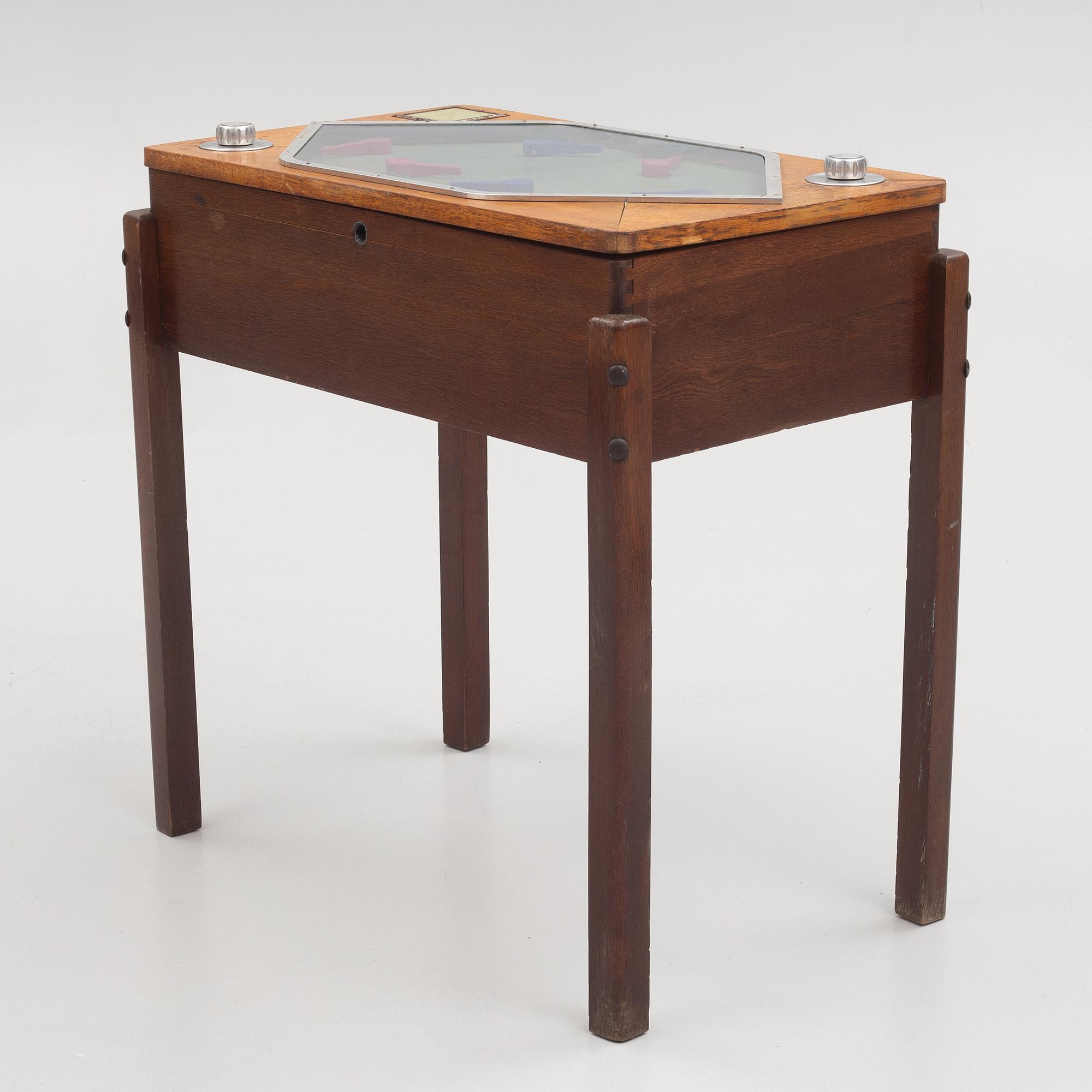 Pinball game, mid-20th Century, probably Industri AB Uma, Åmål, Sweden.
