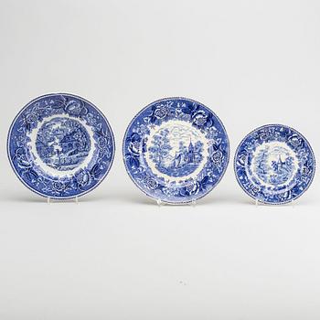 A Reinhard Richter 53 pcs Masema dinner service for Arabia.