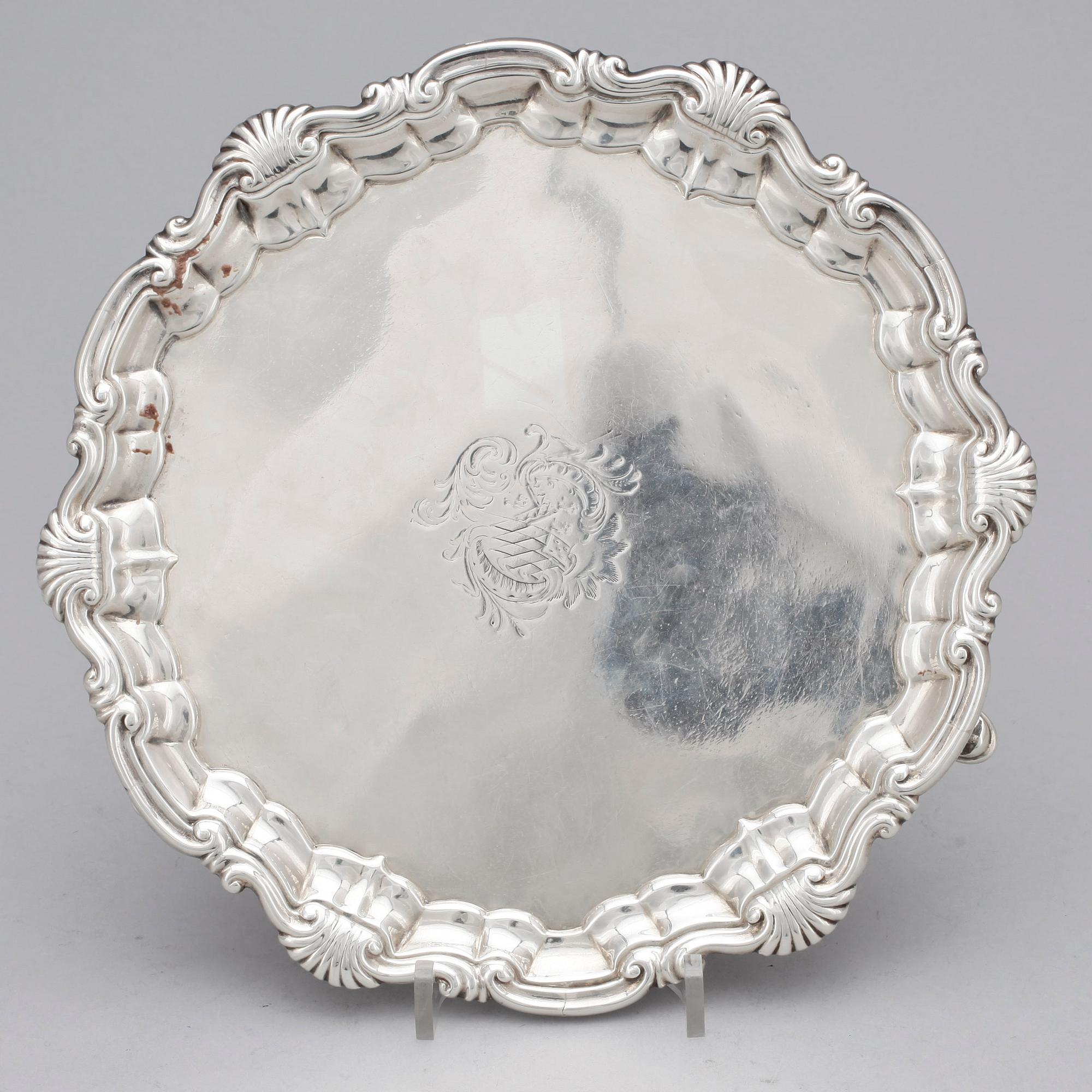 SALVER, silver, rokoko, 1744-45. Totalvikt ca 507 gram.