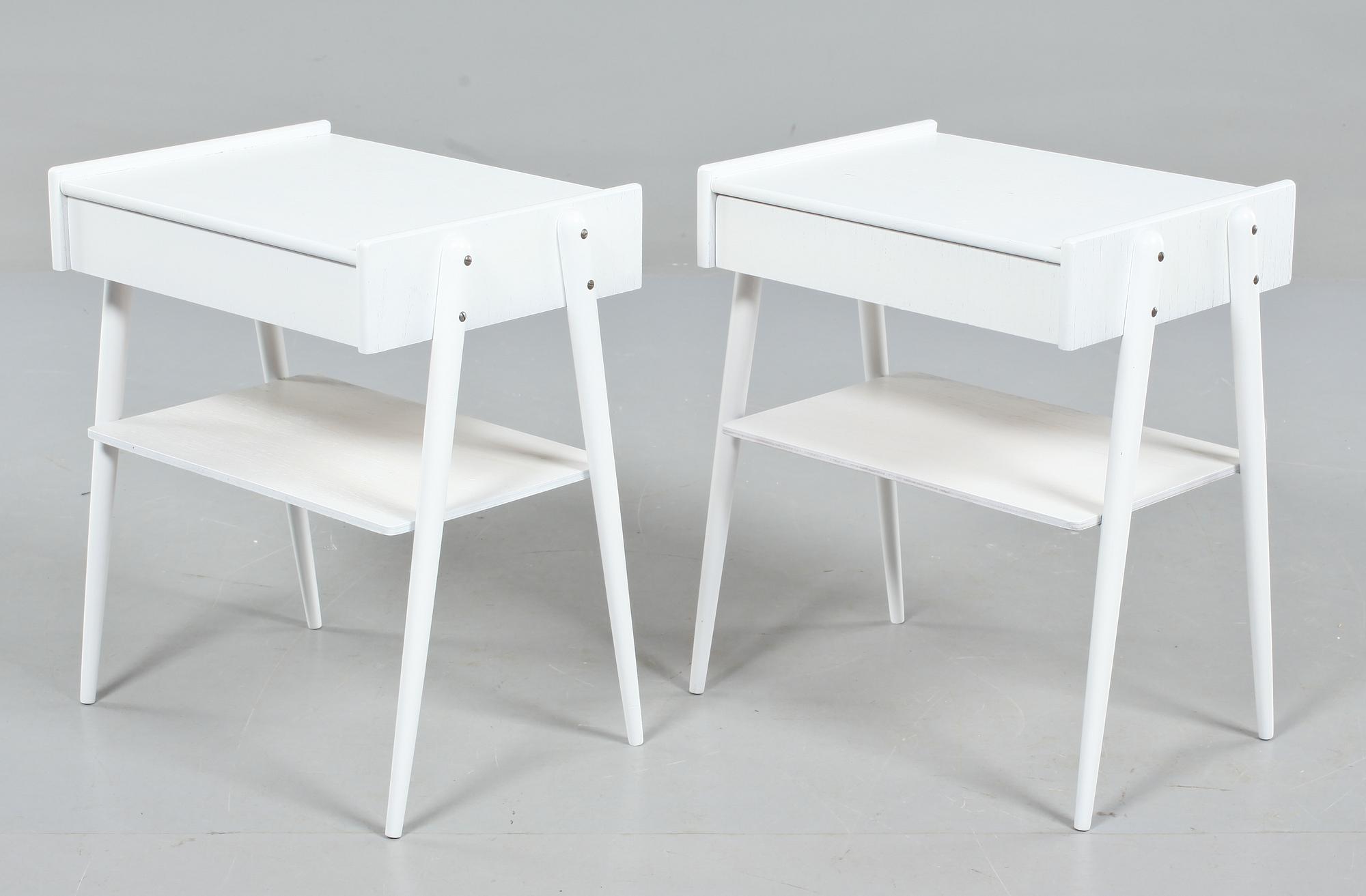 SÄNGBORD, ett par, 1900-talets andra hälft.