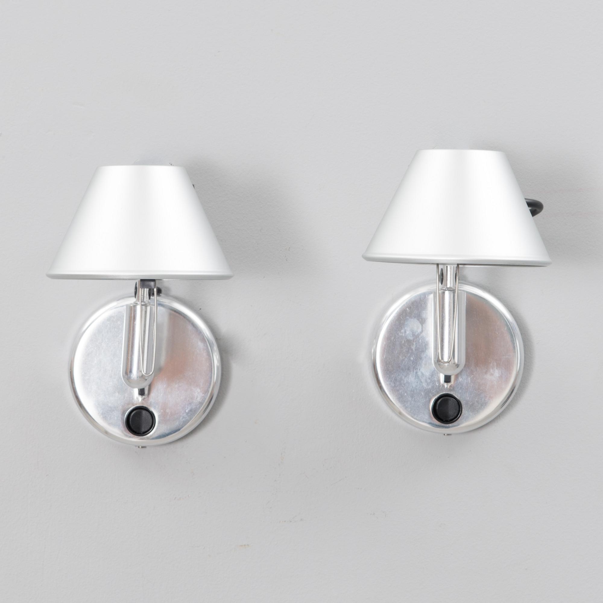 VÄGGLAMPOR, ett par, "Tolomeo Faretto" M. De Lucchi/ G. Fassina för Artemide, 2000-tal.